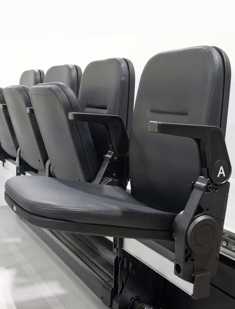 volleyball players celebrating